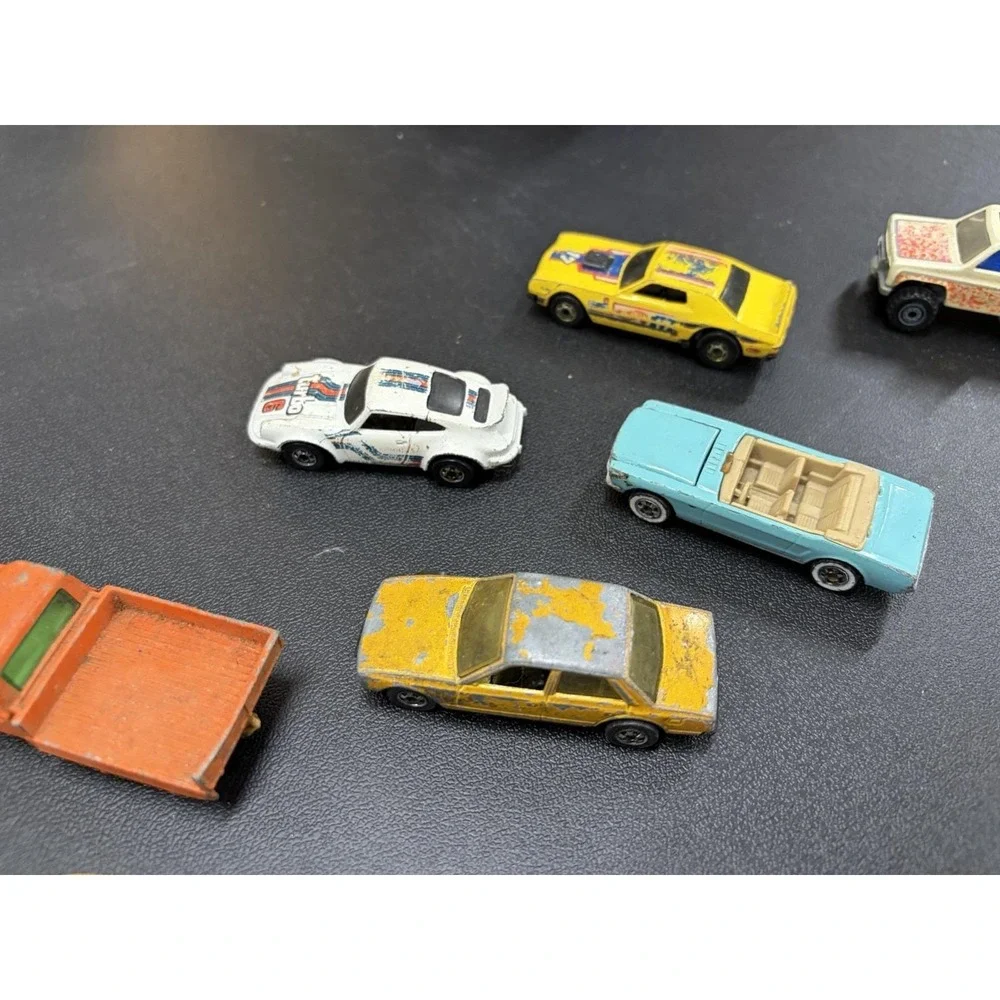 Lot of 8 1970s & 1980s Hot Wheels Matchbox Diecast Cars Trucks